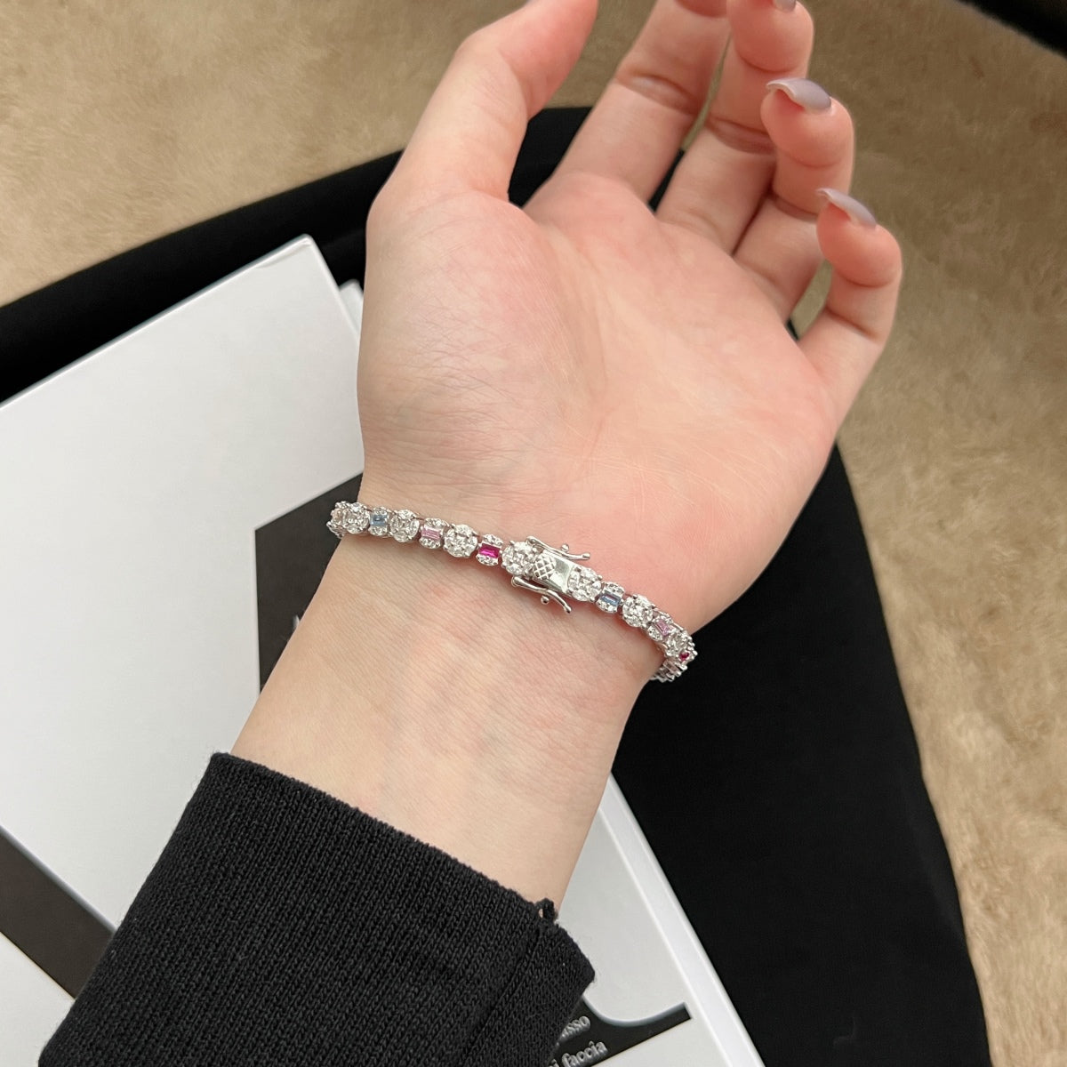 [Elowen Jewels]Dazzling Radiant Multi Cut Daily Bracelet