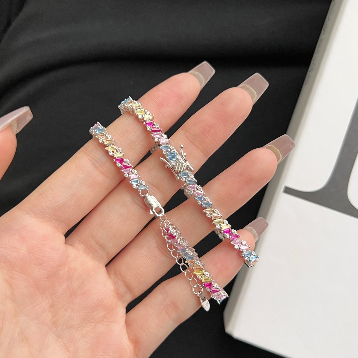 [Elowen Jewels]Ornate Sparkling Multi Cut Party Bracelet