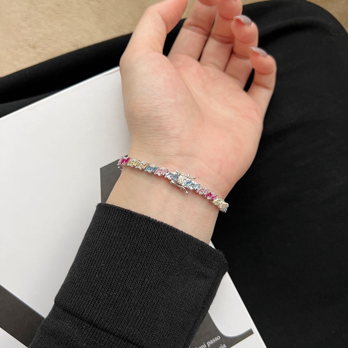 [Elowen Jewels]Ornate Sparkling Multi Cut Party Bracelet