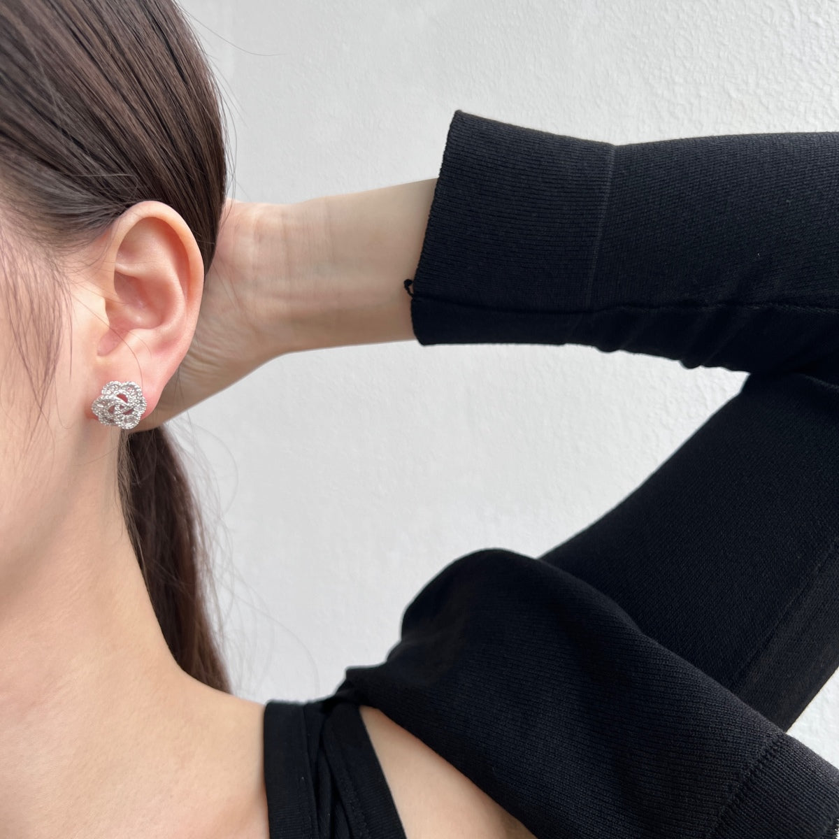 [Elowen Jewels]Exquisite Flower Shape Daily Earrings