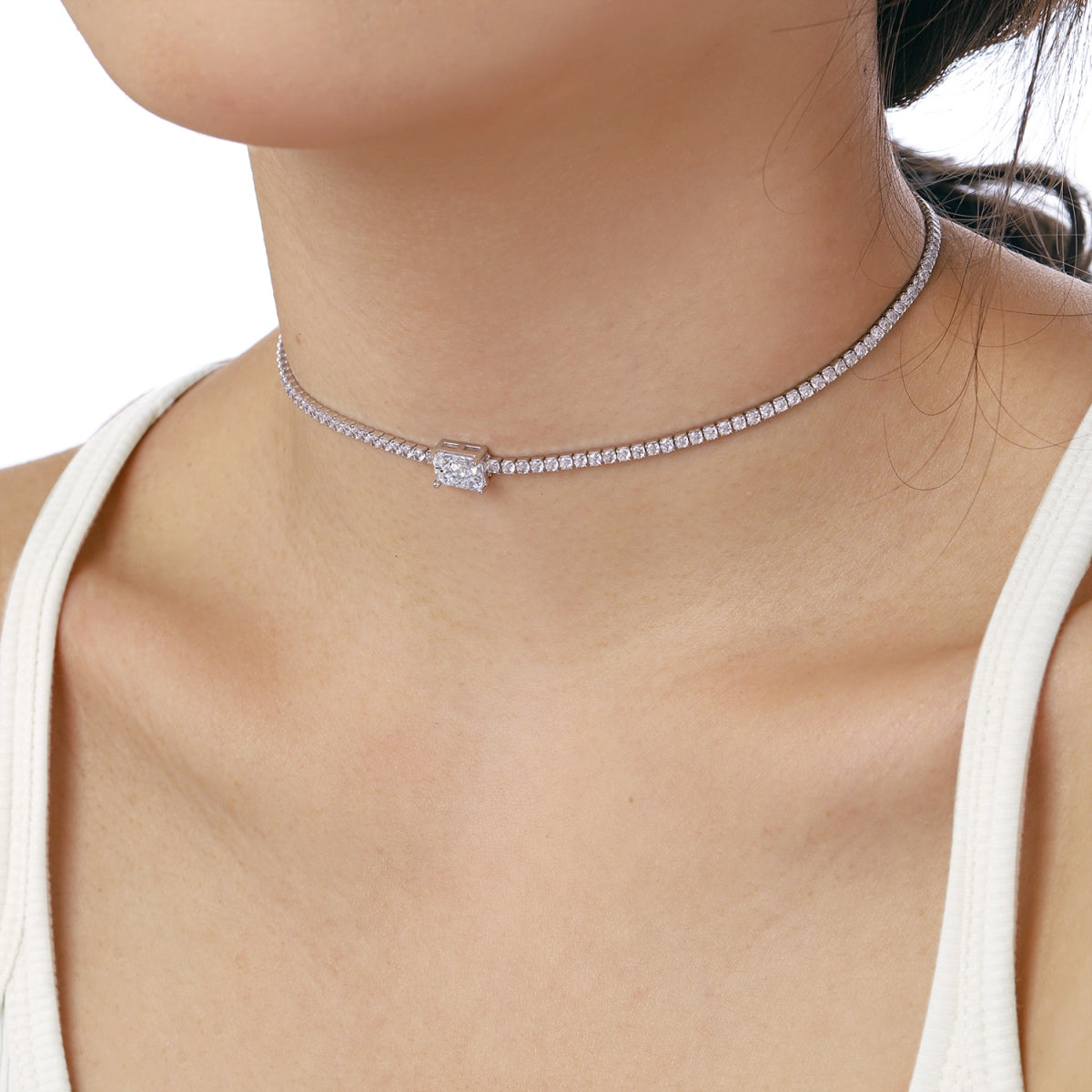 [Elowen Jewels]2.0 carat Ornate Emerald Cut Necklace