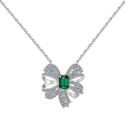 [Elowen Jewels]Luxurious Flower Shape Emerald Cut Necklace