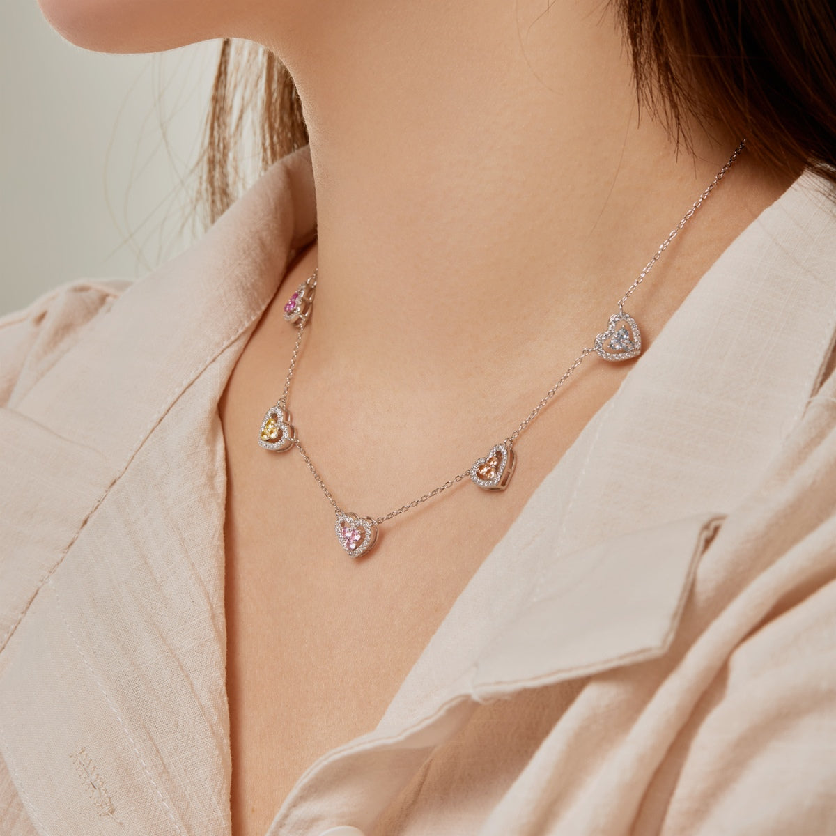 [Elowen Jewels]Sparkling Five Heart Necklace