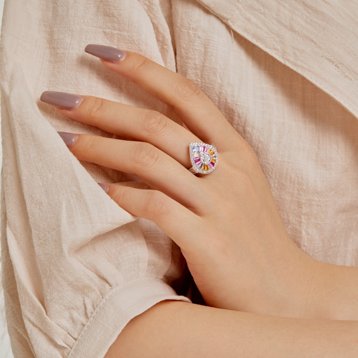 [Elowen Jewels]Elegant Colorful Water Drop Shape Banquet Ring