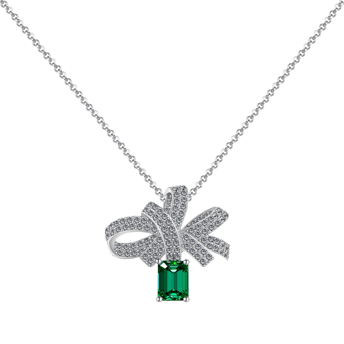 [Elowen Jewels]Luxurious Flower Shape Emerald Cut Necklace