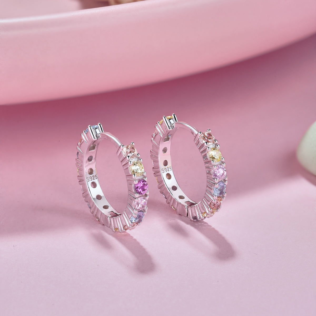 [Elowen Jewels]Radiant Colorful Round Cut Earrings