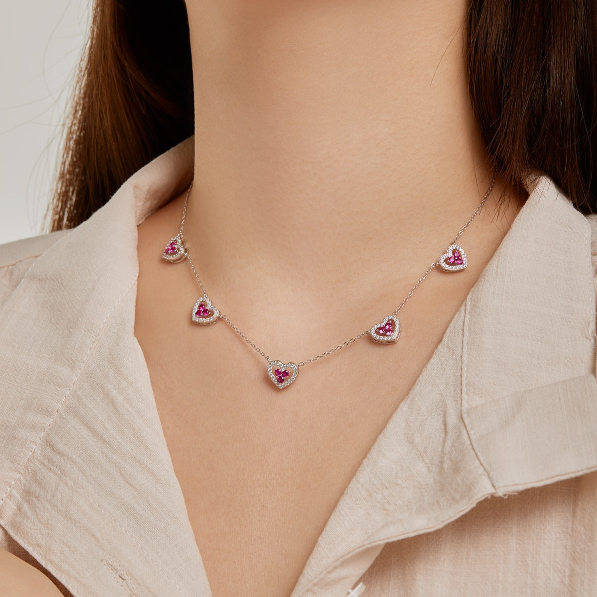 [Elowen Jewels]Sparkling Five Heart Necklace
