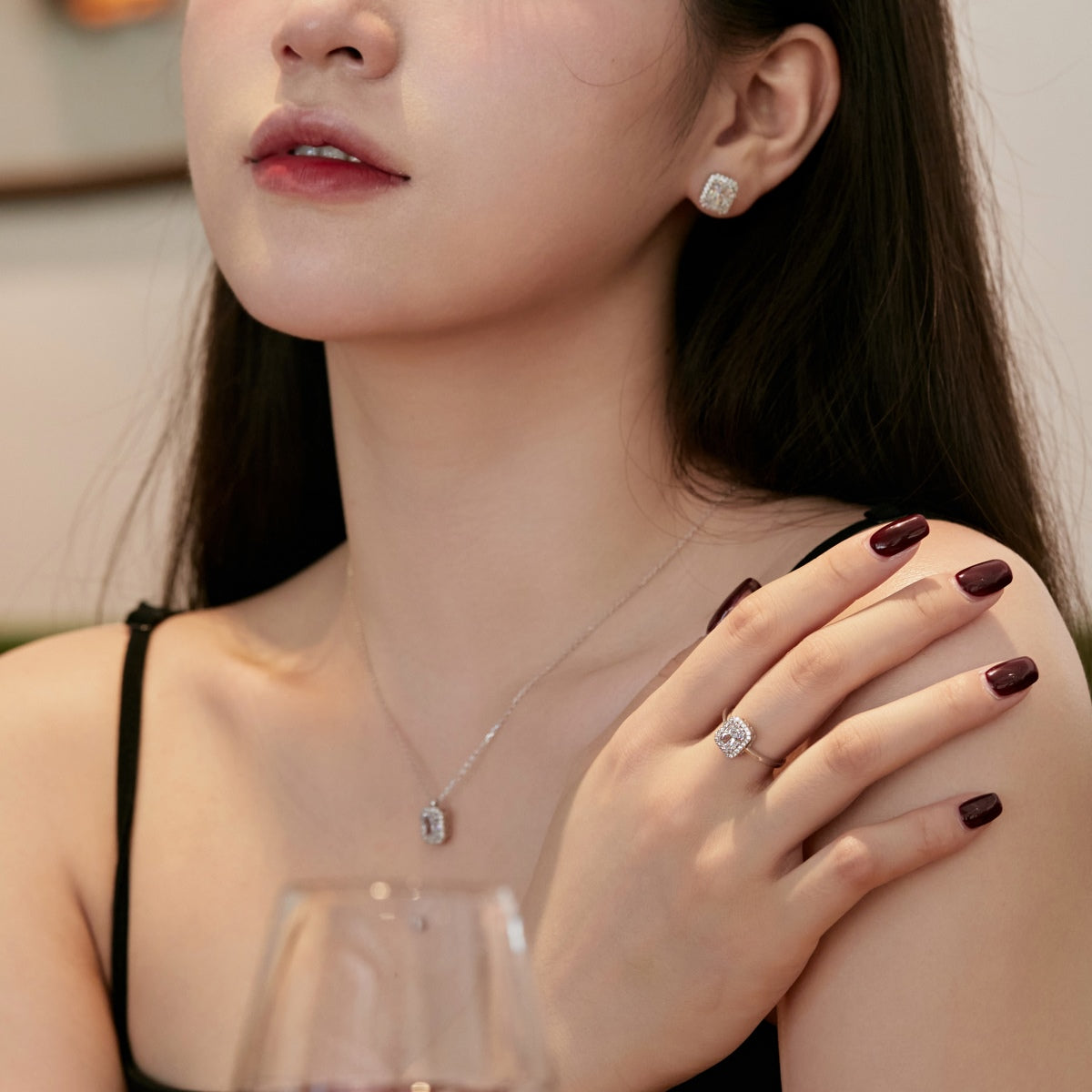 [Elowen Jewels]1.0 Carat Luxurious Dainty Emerald Cut Daily Earrings