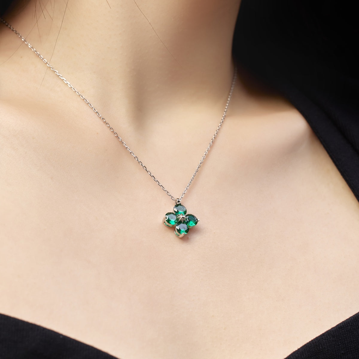 [Elowen Jewels]Four-Leaf Clover And Eight-Pointed Star Necklace