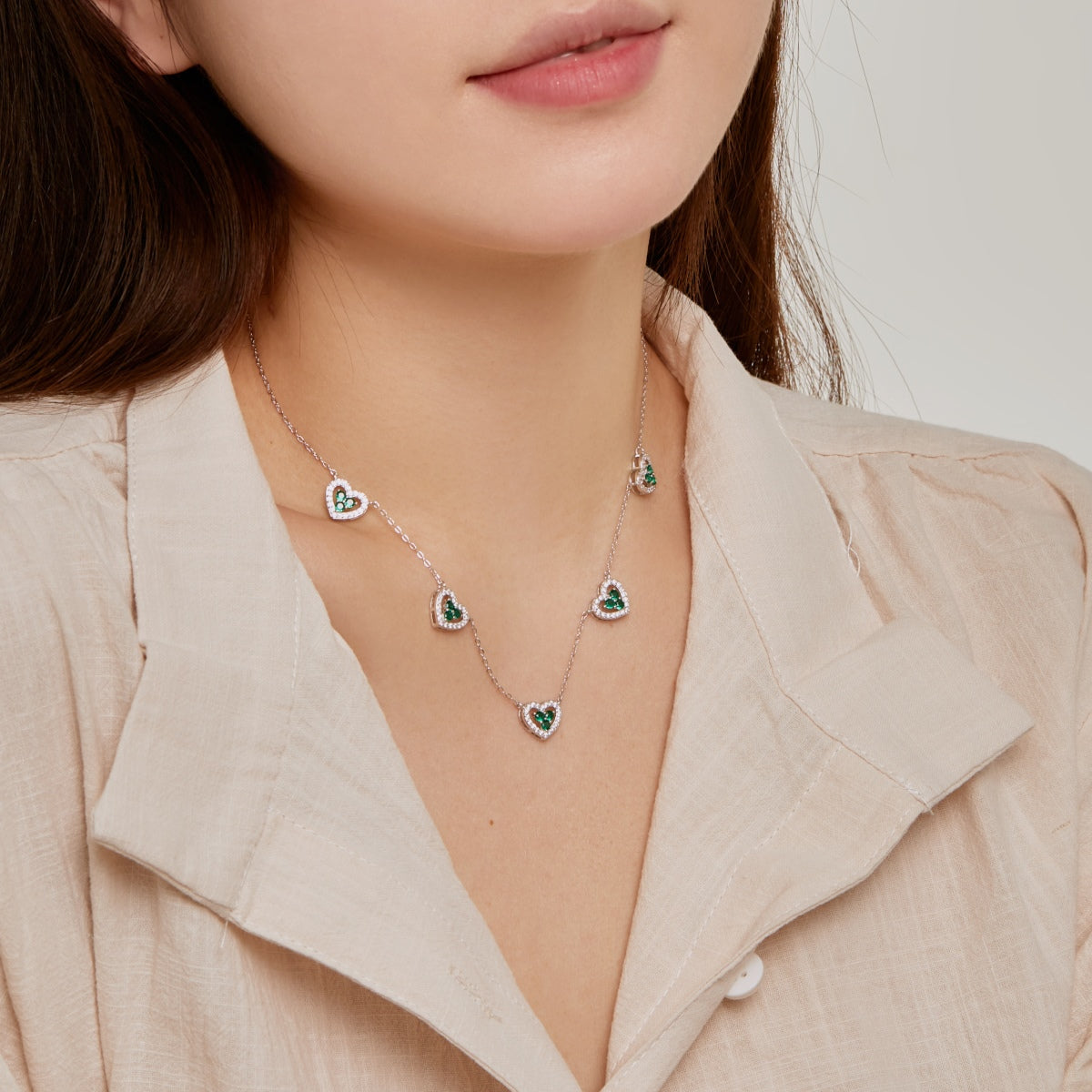 [Elowen Jewels]Sparkling Five Heart Necklace