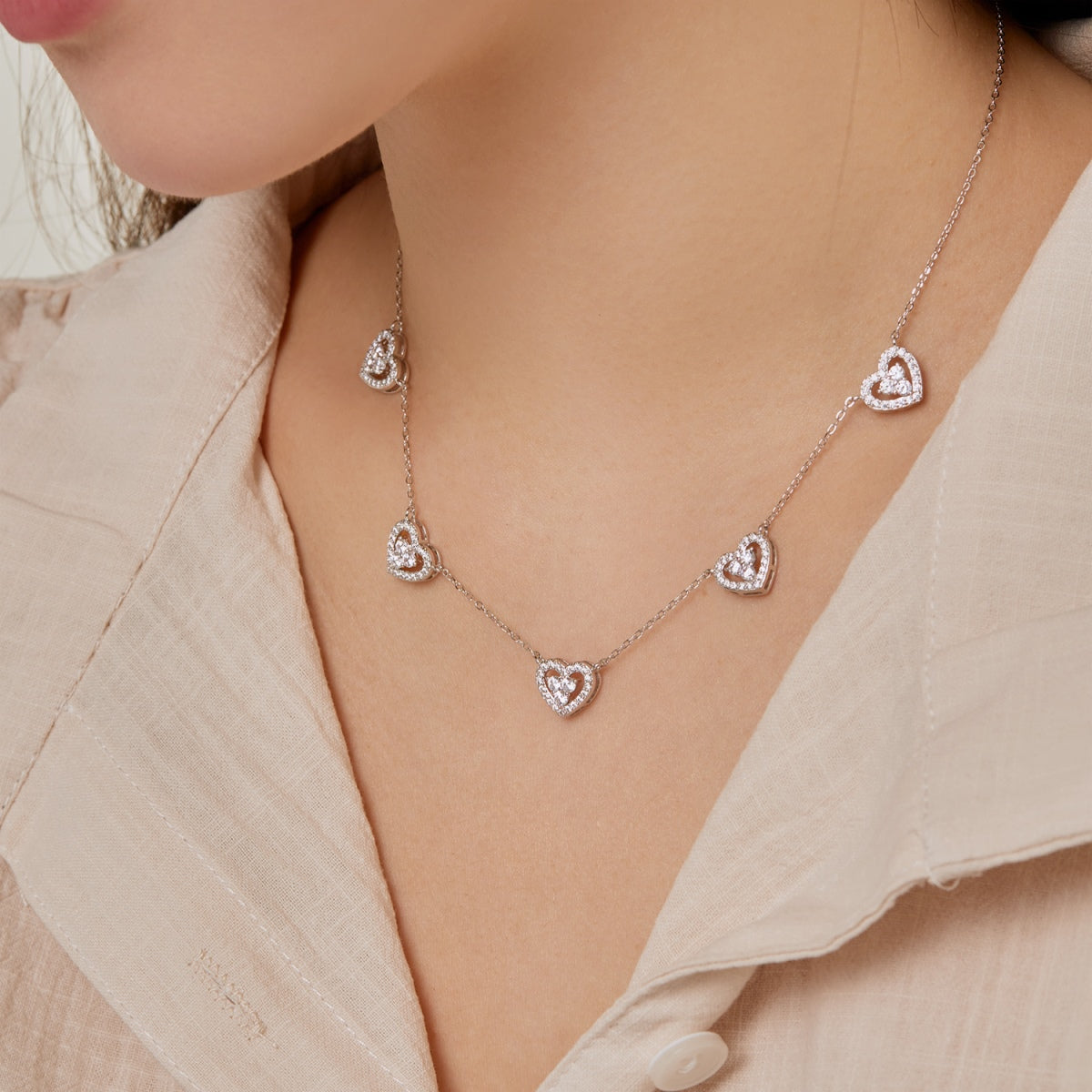 [Elowen Jewels]Sparkling Five Heart Necklace