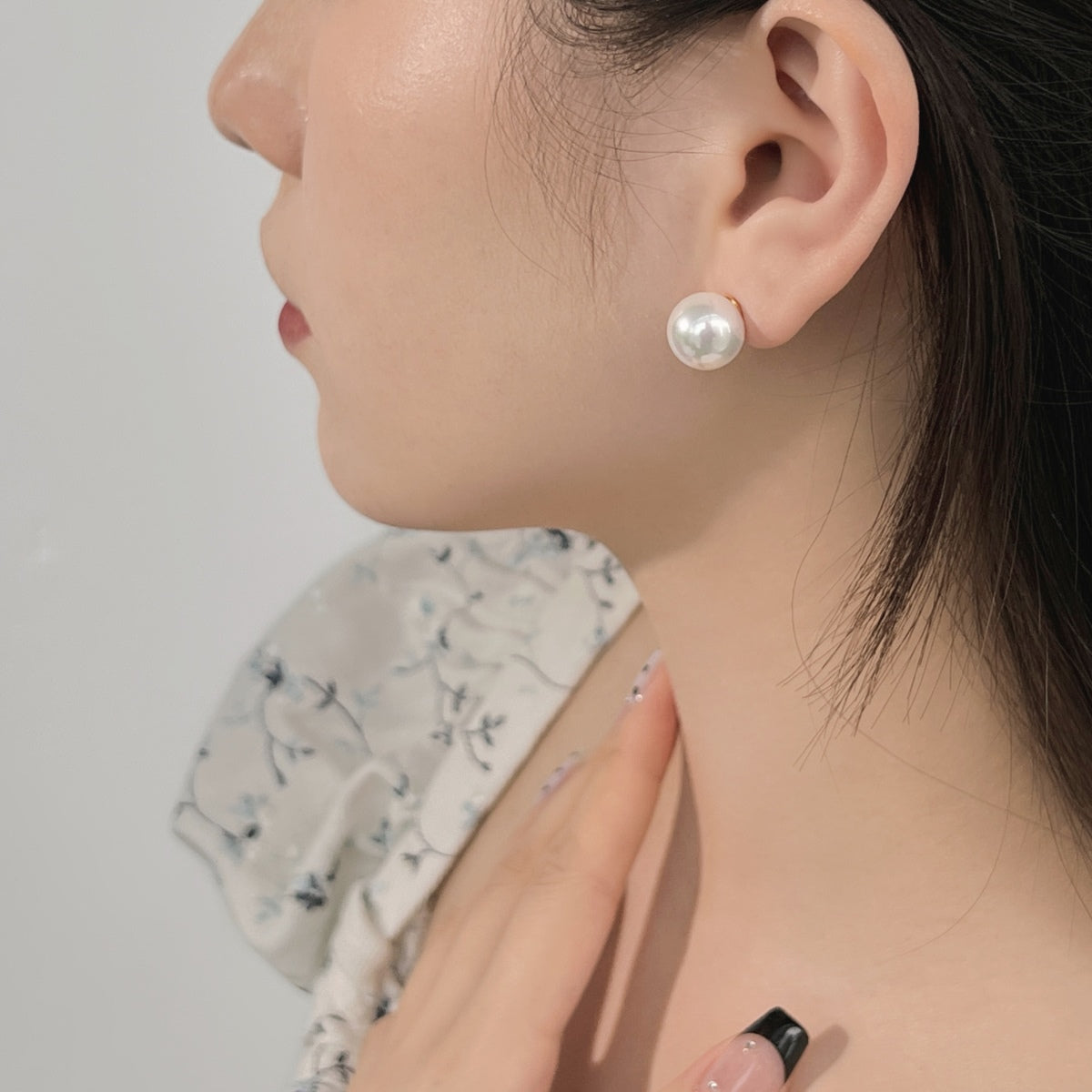 [Elowen Jewels]Delicate Pearl Earrings