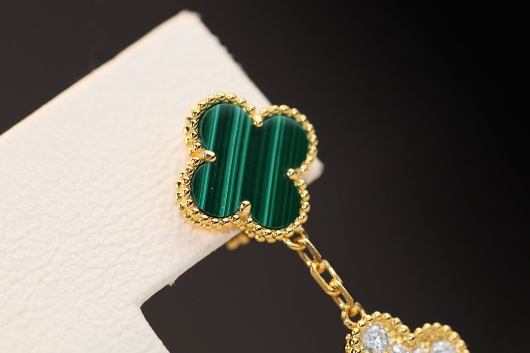 [Elowen Jewels]CLOVER EARRINGS GOLD MALACHITE DIAMOND 3 MOTIF