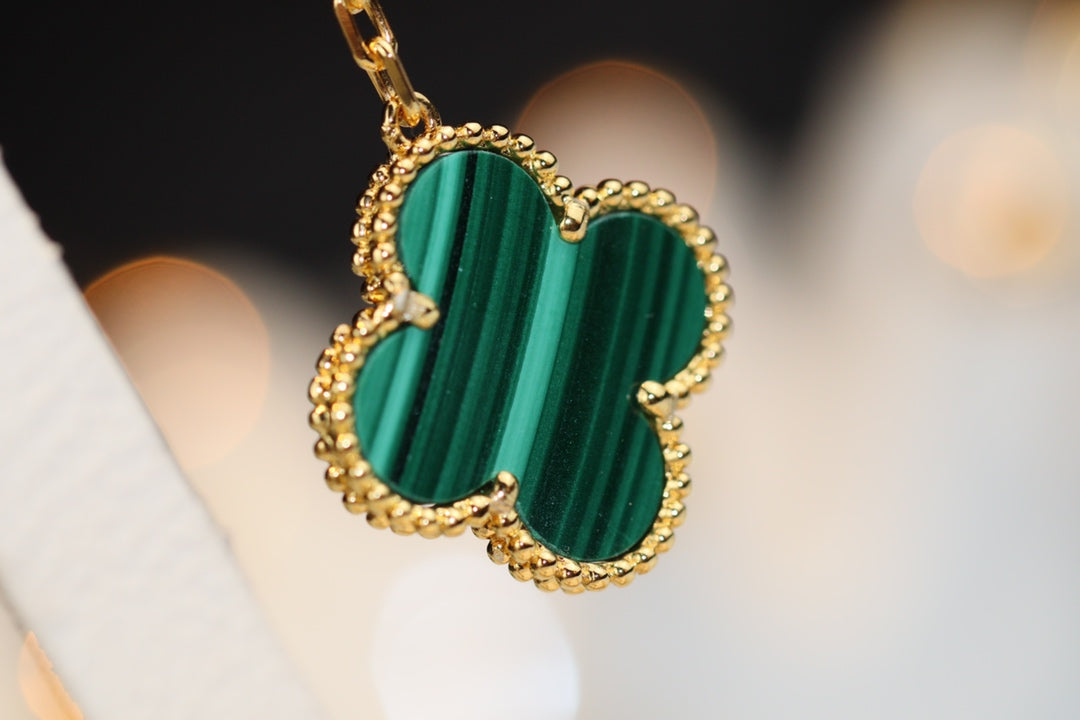 [Elowen Jewels]CLOVER EARRINGS GOLD MALACHITE DIAMOND 3 MOTIF