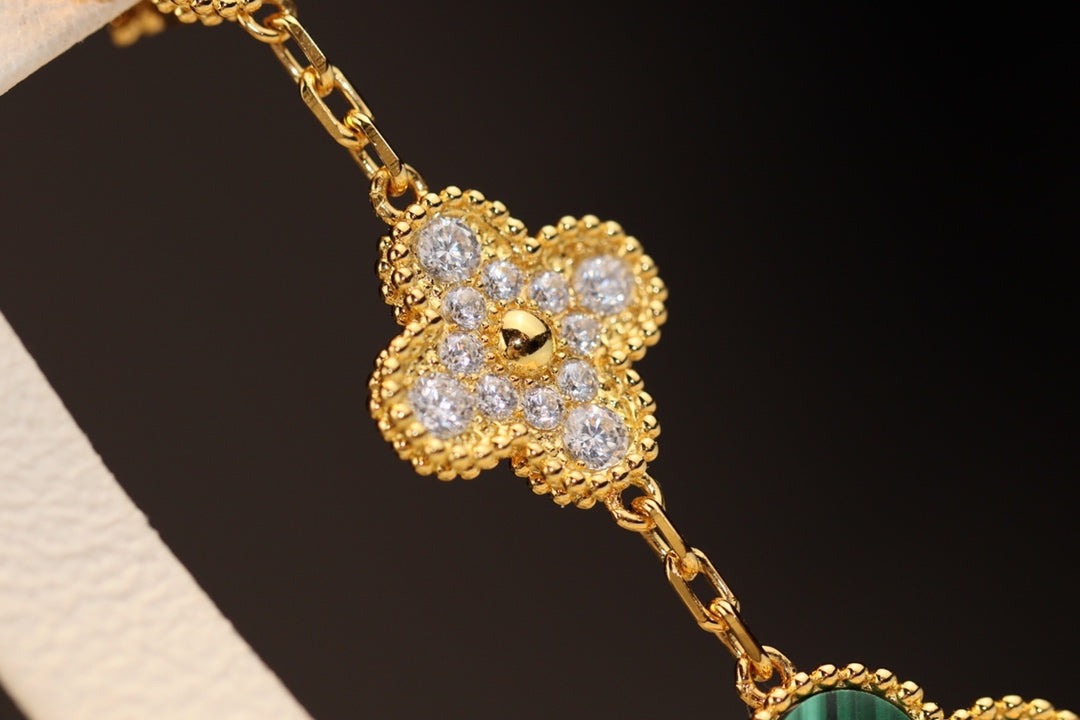 [Elowen Jewels]CLOVER EARRINGS GOLD MALACHITE DIAMOND 3 MOTIF