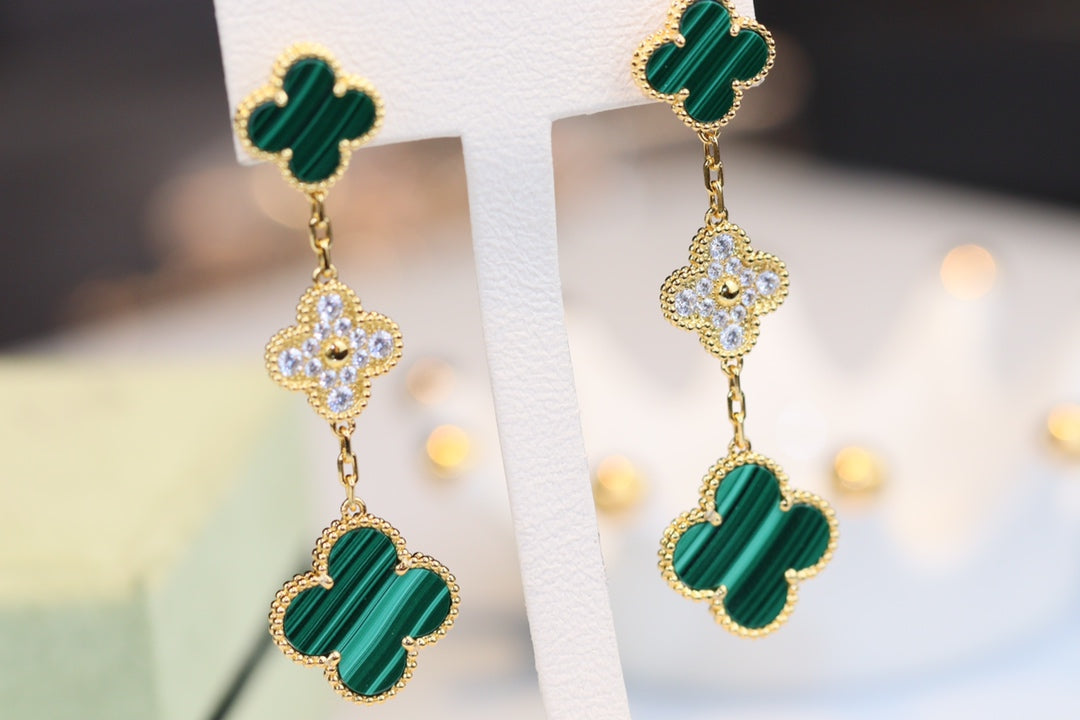 [Elowen Jewels]CLOVER EARRINGS GOLD MALACHITE DIAMOND 3 MOTIF