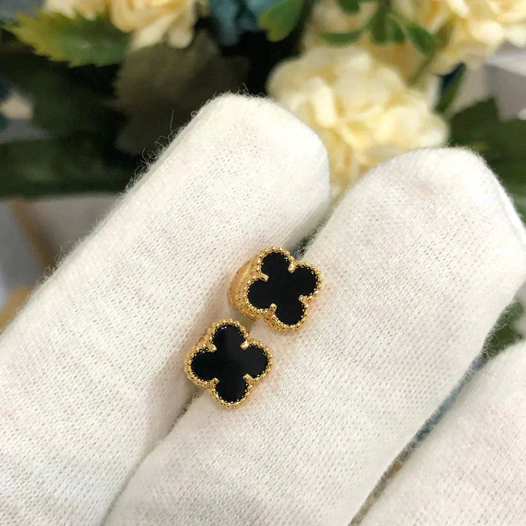 [Elowen Jewels]CLOVER MINI 9.5MM BLACK MOP EARRINGS