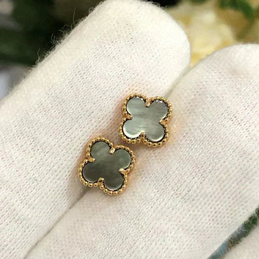 [Elowen Jewels]CLOVER MINI 9.5MM GRAY MOP EARRINGS