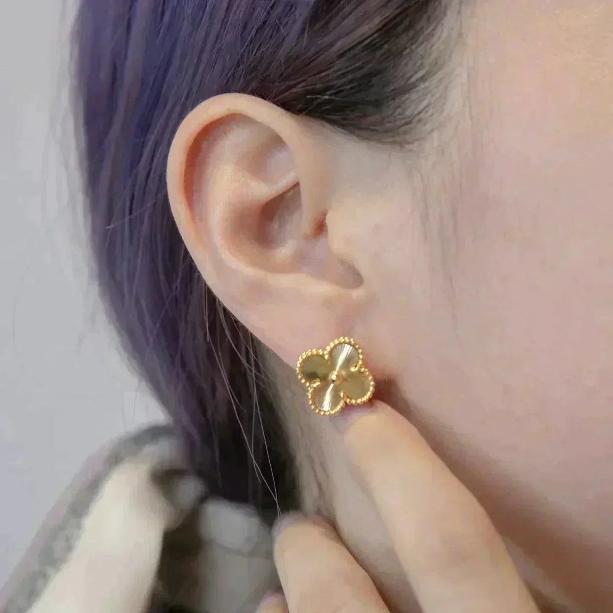 [Elowen Jewels]CLOVER MEDIUM 1 MOTIFS LASER EARRINGS
