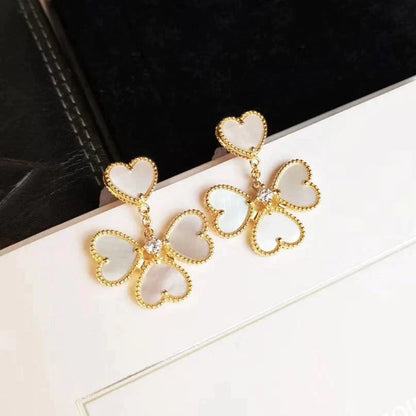 [Elowen Jewels]CLOVER SWEET WHITE MOP EARRINGS