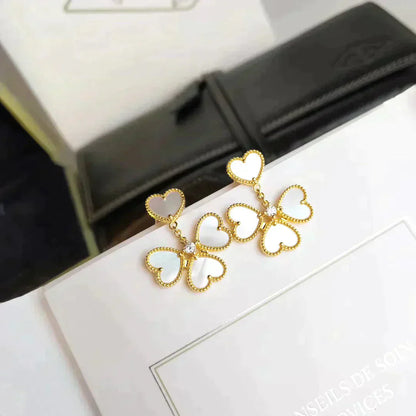 [Elowen Jewels]CLOVER SWEET WHITE MOP EARRINGS