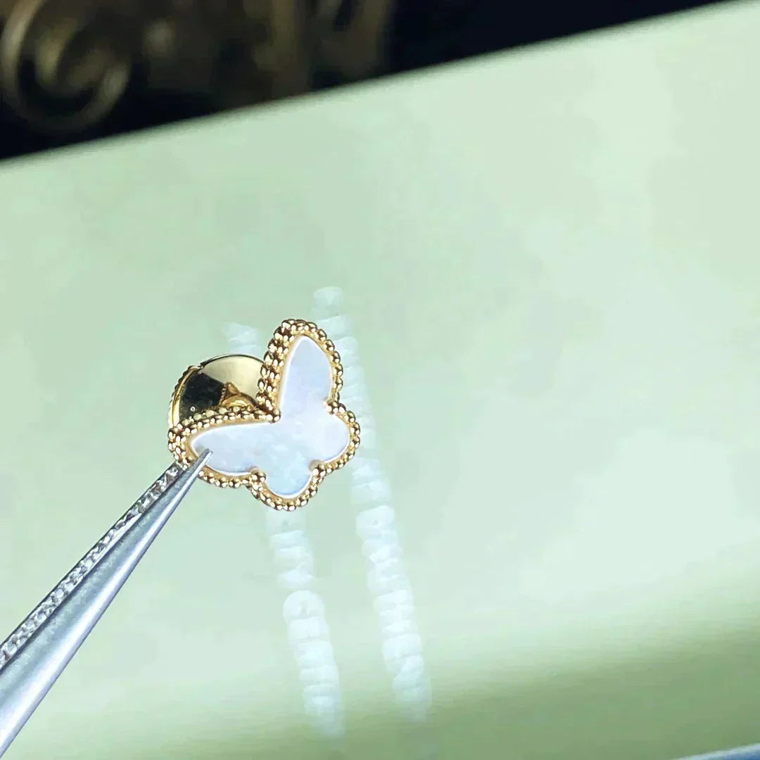 [Elowen Jewels]SWEET BUTTERFLY MOP EARSTUDS
