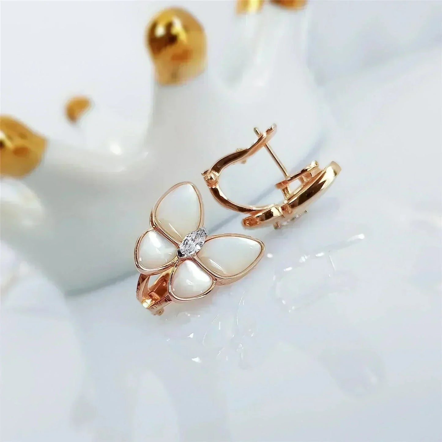 [Elowen Jewels]BUTTERFLY MOP DIAMOND EARRINGS