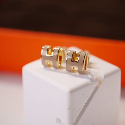 [Elowen Jewels]MINI POP H GOLD EARRINGS GREY
