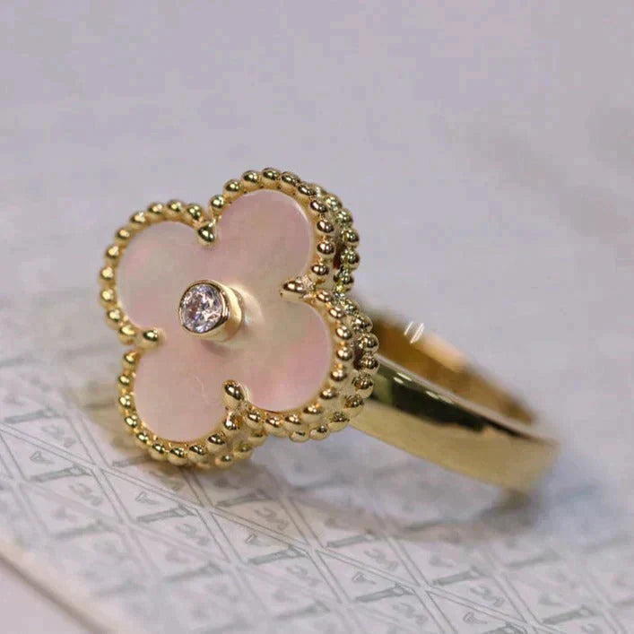 [Elowen Jewels]CLOVER PINK MOP RING GOLD DIAMOND