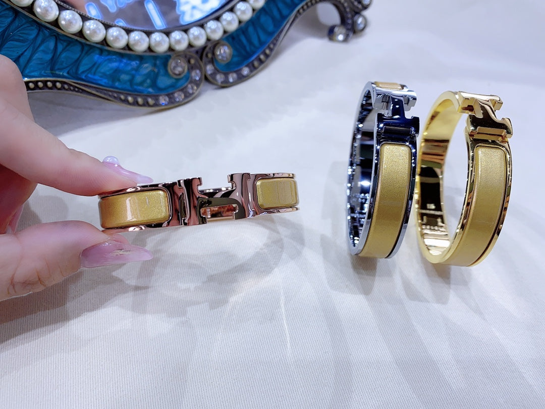 [Elowen Jewels]H CHAMPAGNE BRACELET
