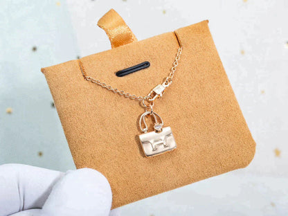 [Elowen Jewels]AMULETTE PEDANT ROSE GOLD NECKLACE
