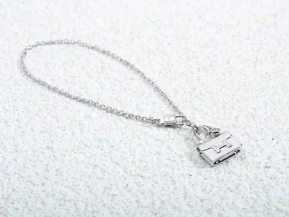 [Elowen Jewels]AMULETTE PEDANT SILVER NECKLACE