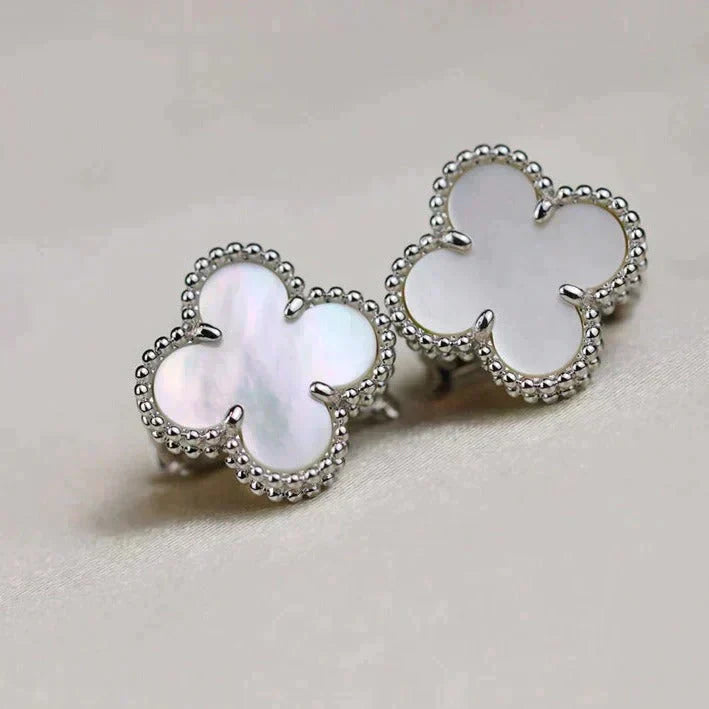 [Elowen Jewels]CLOVER MEDIUM 1 MOTIFS  WHITE MOP EARRINGS SILVER