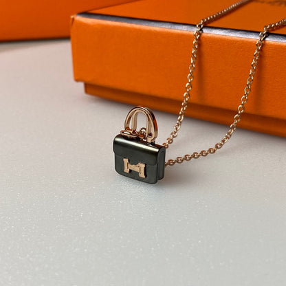 [Elowen Jewels]CONSTANCE BLACK PEDANT PINK GOLD NECKLACE