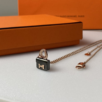 [Elowen Jewels]CONSTANCE BLACK PEDANT PINK GOLD NECKLACE