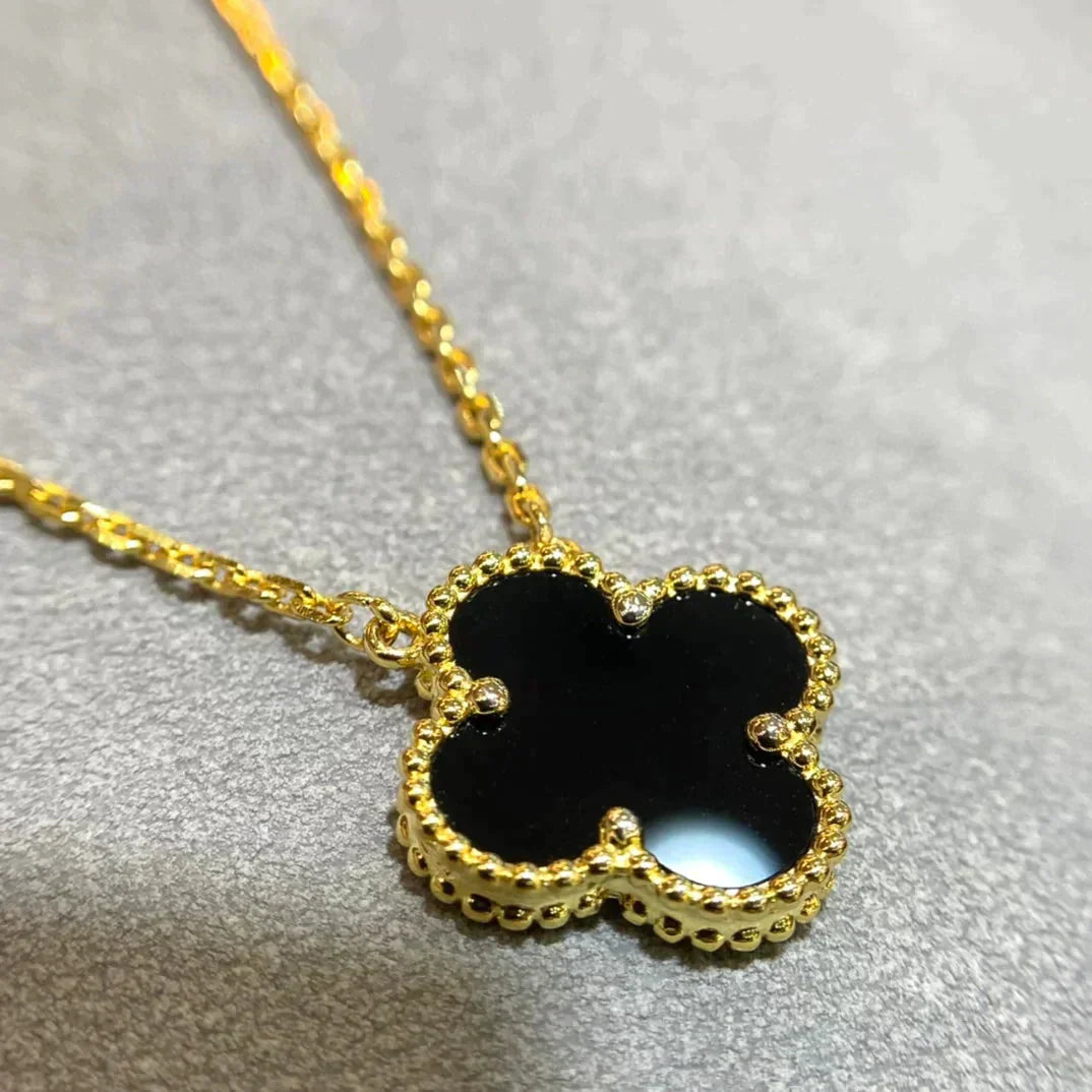 [Elowen Jewels]CLOVER 15MM BLACK ONYX SINGLE FLOWER NECKLACE