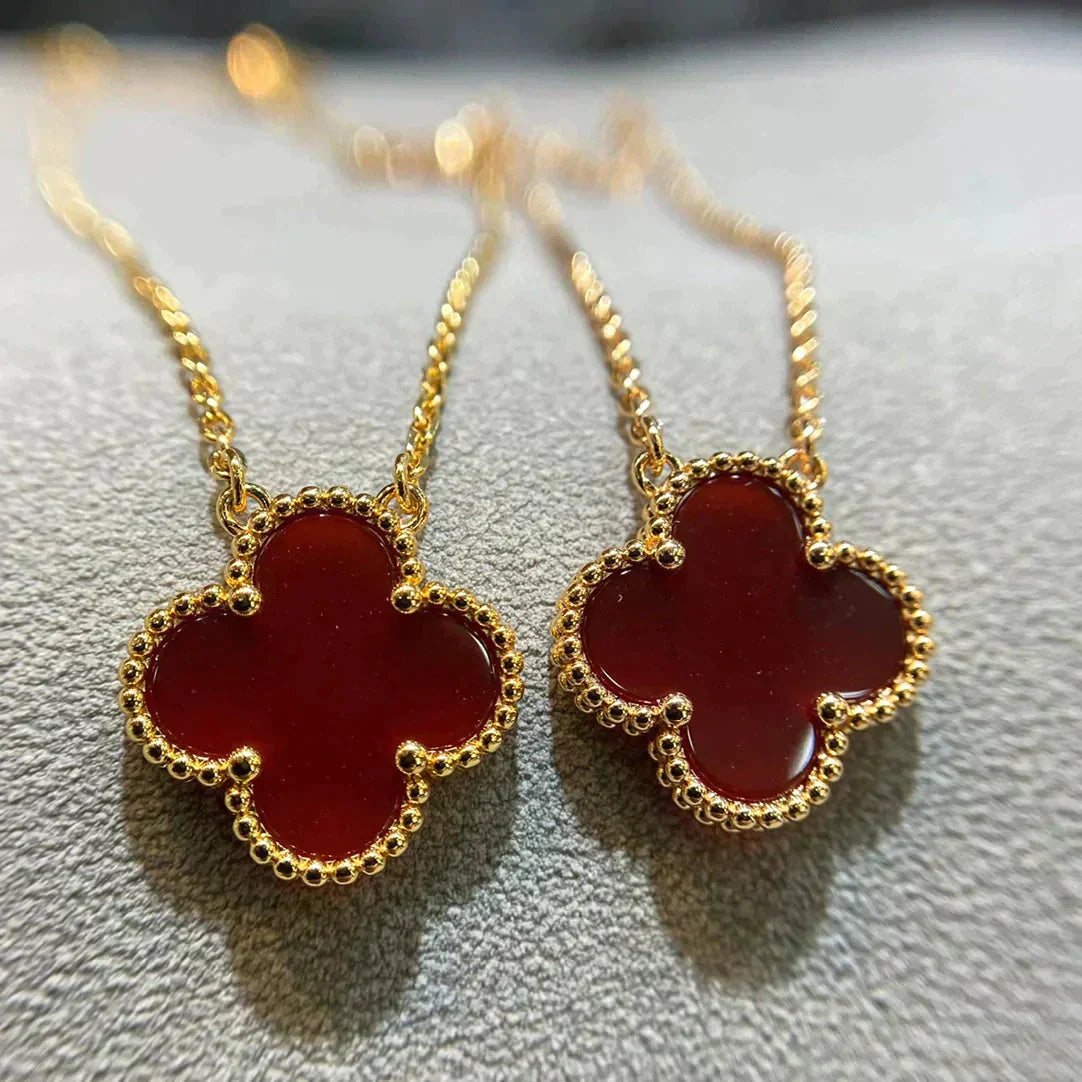 [Elowen Jewels]CLOVER 15MM CARNELIAN SINGLE FLOWER NECKLACE