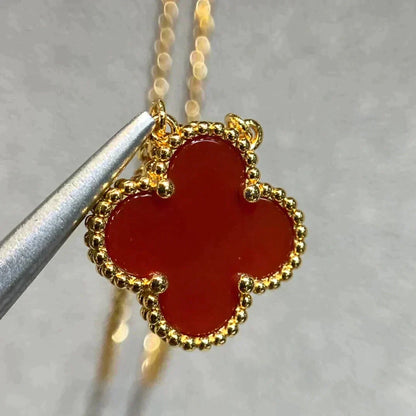 [Elowen Jewels]CLOVER 15MM CARNELIAN SINGLE FLOWER NECKLACE