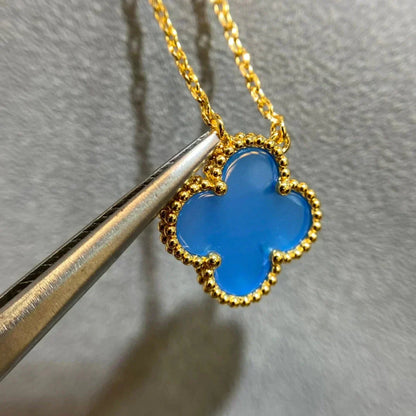 [Elowen Jewels]CLOVER 15MM BLUE AGATE NECKLACE