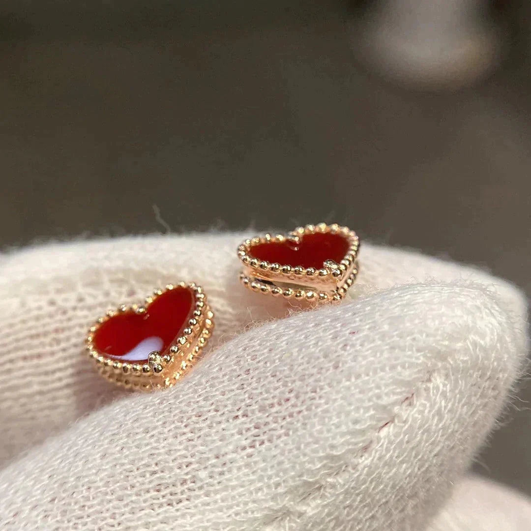 [Elowen Jewels]HEART CARNELIAN STUD EARRINGS