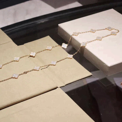 [Elowen Jewels]CLOVER 20 MOTIFS WHITE MOP NECKLACE