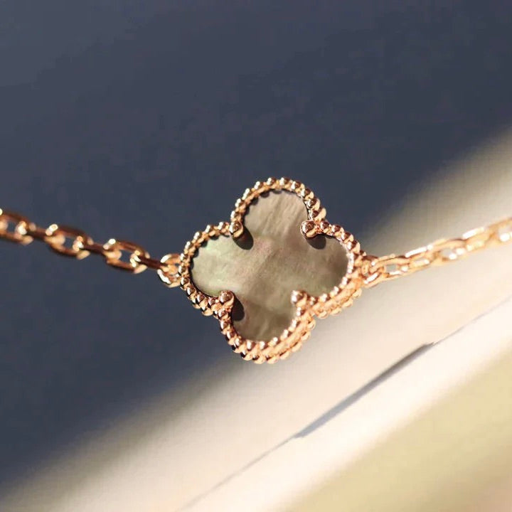 [Elowen Jewels]CLOVER 20 MOTIFS LASER DIAMOND NECKLACE