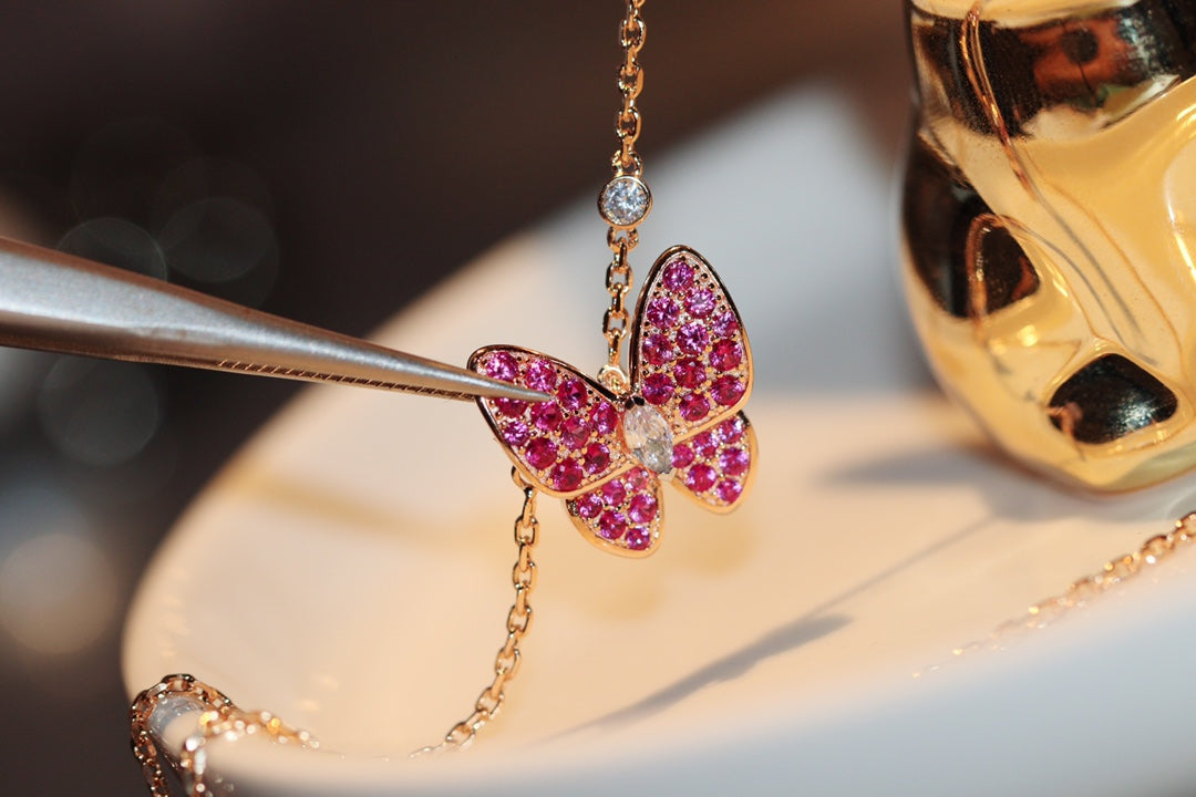 [Elowen Jewels]BUTTERFLY RED DIAMOND ROSE GOLD NECKLACE