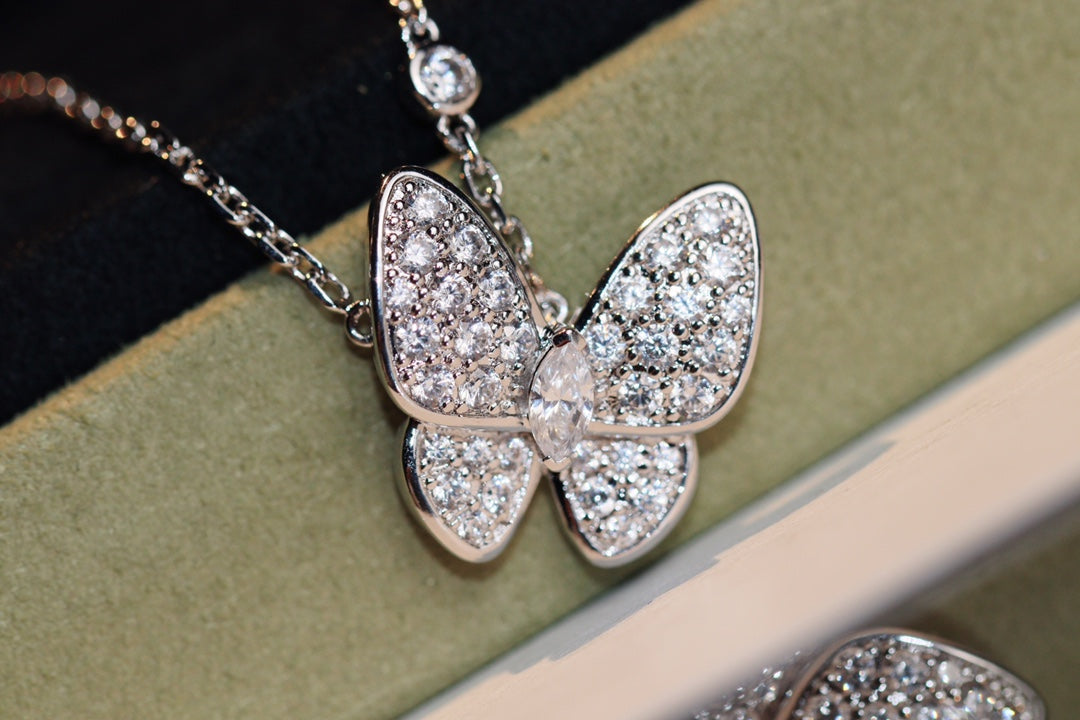 [Elowen Jewels]BUTTERFLY DIAMOND NECKLACE