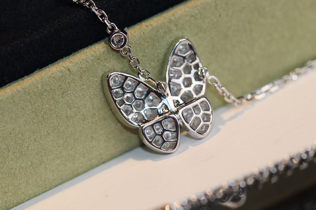 [Elowen Jewels]BUTTERFLY DIAMOND NECKLACE