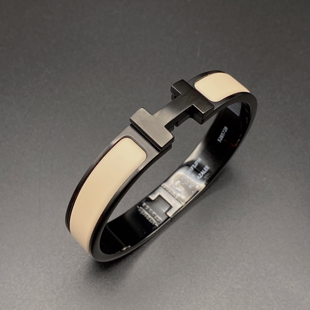 [Elowen Jewels]H BRACELET 12MM BLACK BEIGE CERAMIC