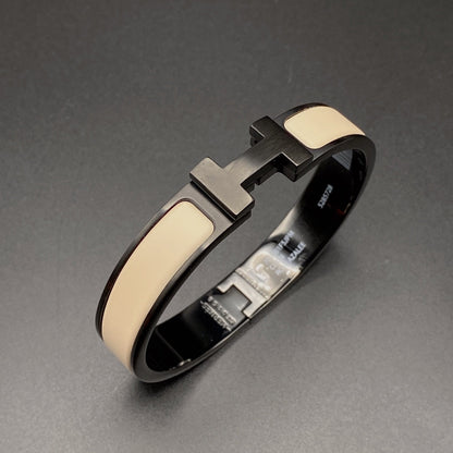 [Elowen Jewels]H BRACELET 12MM BLACK BEIGE CERAMIC