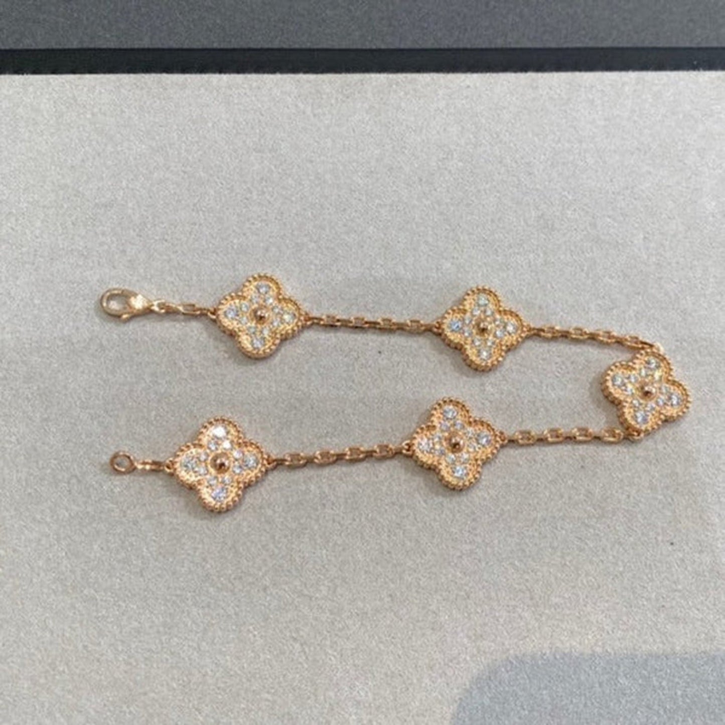 [Elowen Jewels] CLOVER 5 MOTIF FULL DIAMOND BRACELET COLLECTION