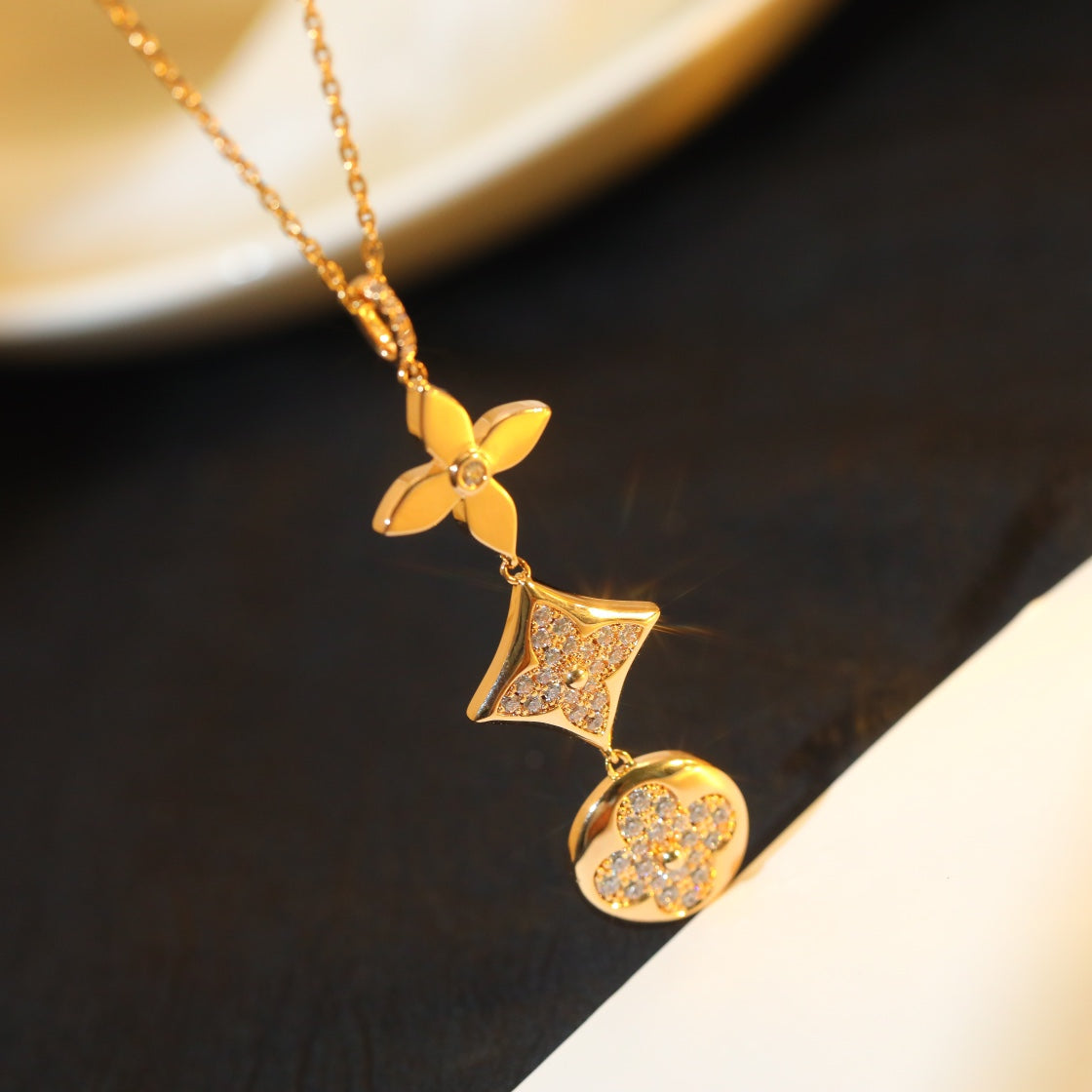 [Elowen Jewels]STAR AND SUN DIAMOND PINK GOLD NECKLACE