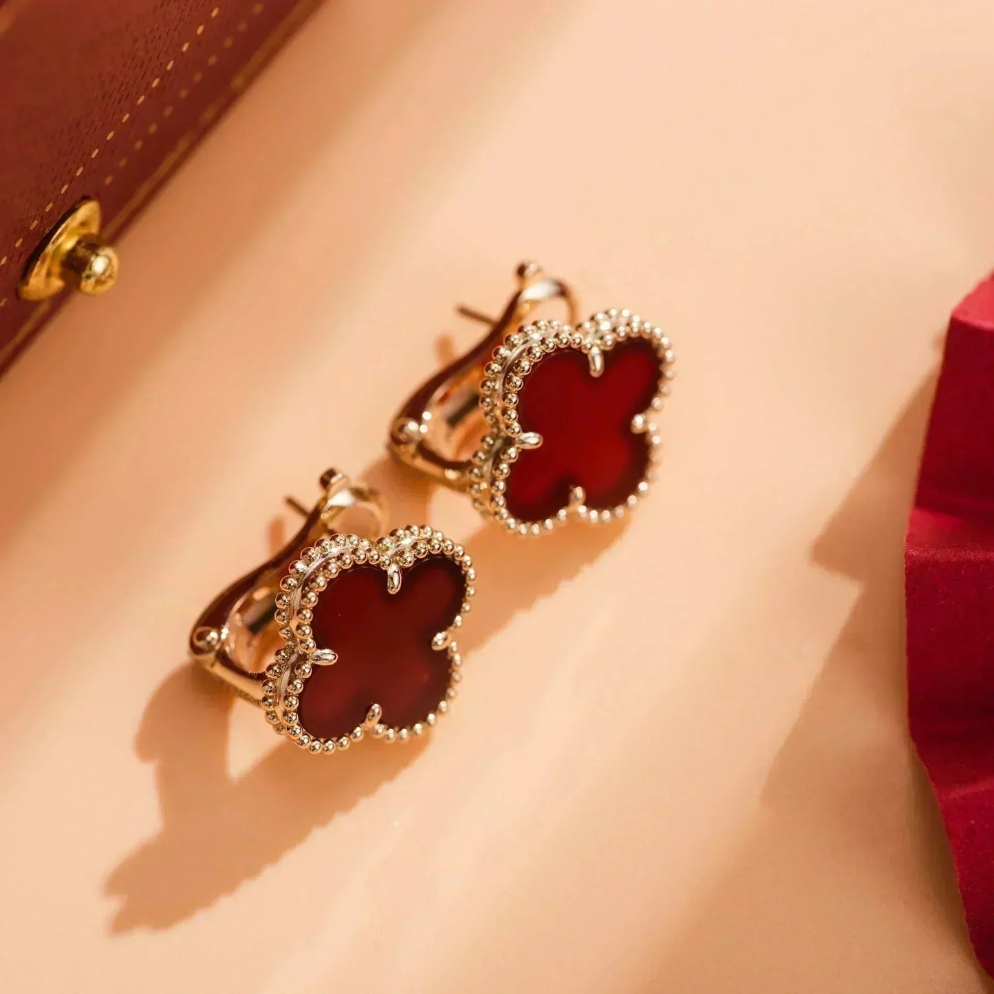 [Elowen Jewels]CLOVER MEDIUM 1 MOTIFS CARNELIAN  EARRINGS